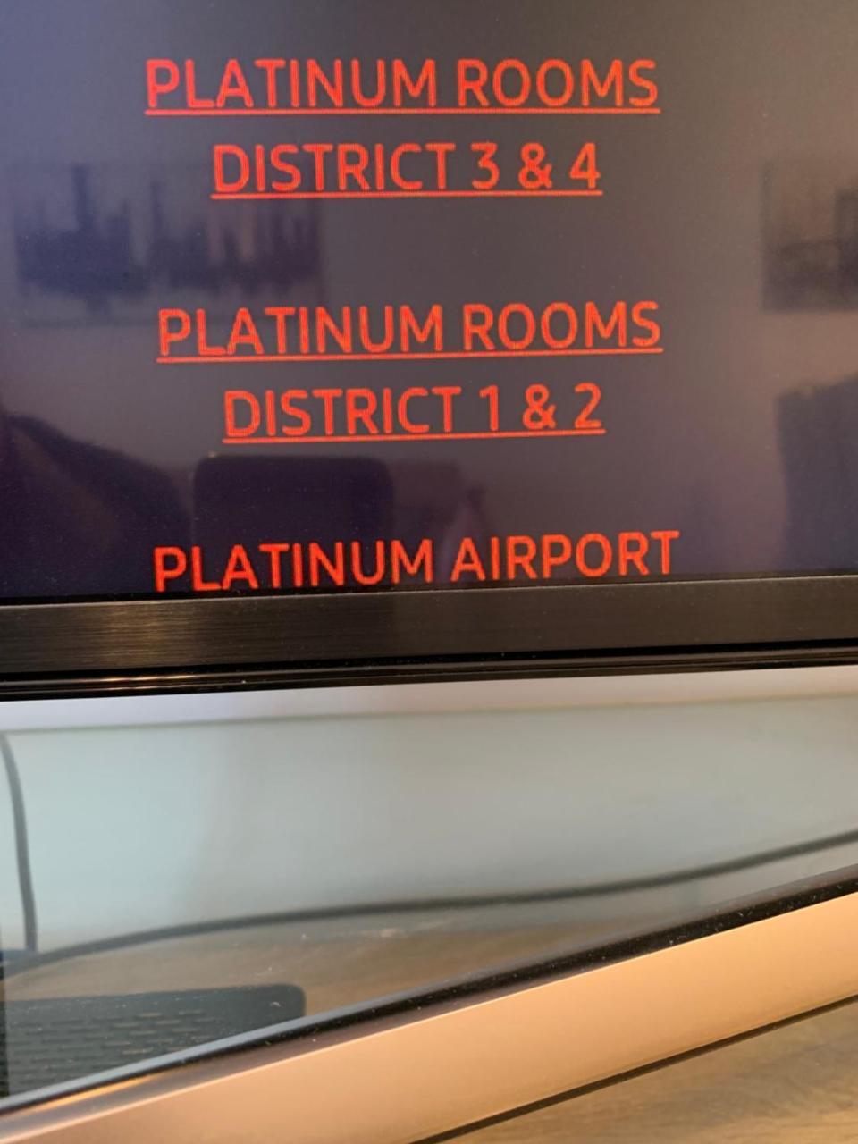 Platinum Rooms District 1 & 2 Boekarest Buitenkant foto