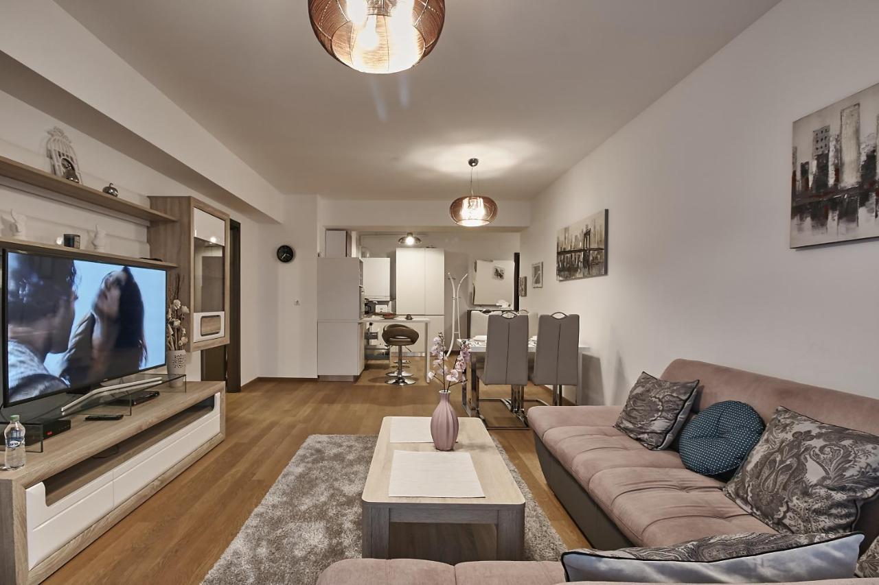 Platinum Rooms District 1 & 2 Boekarest Buitenkant foto